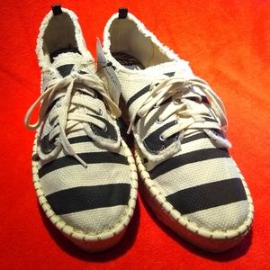 Dolce Vita striped shoes 9 1/2